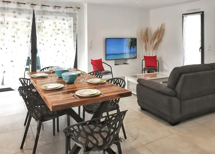 Avec Piscine Privee A * 생장드몽