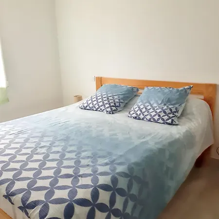 Villa Avec Piscine Privee A *