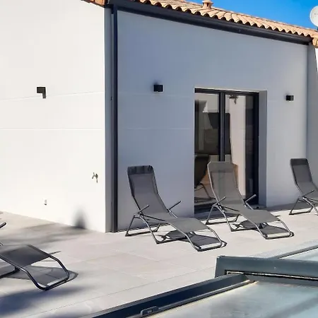 Avec Piscine Privee A Villa *