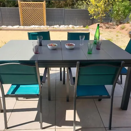 Villa Avec Piscine Privee A *