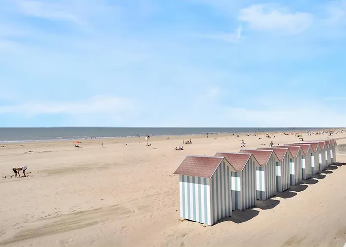 Avec Piscine Privee A * 圣让-德蒙